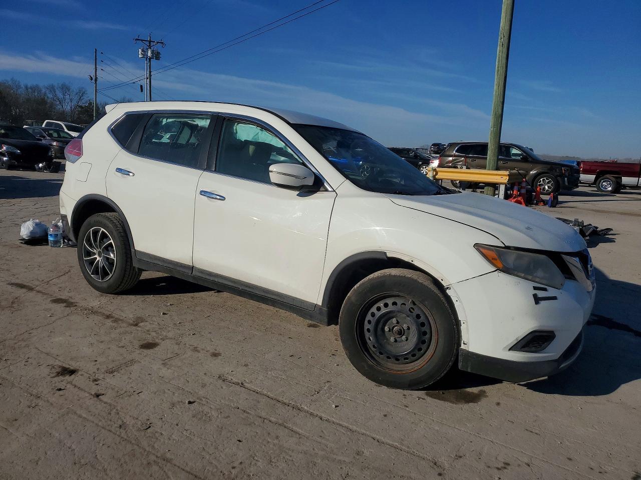 2015 Nissan Rogue S - Image 4