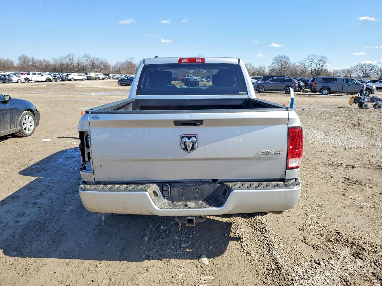 2017 Ram Trucks 1500 St - Фото 6