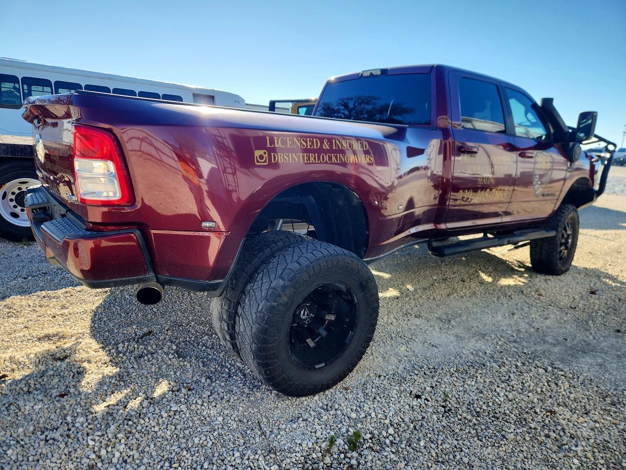 2019 Ram 3500 Big Horn Crew C - Фото 3