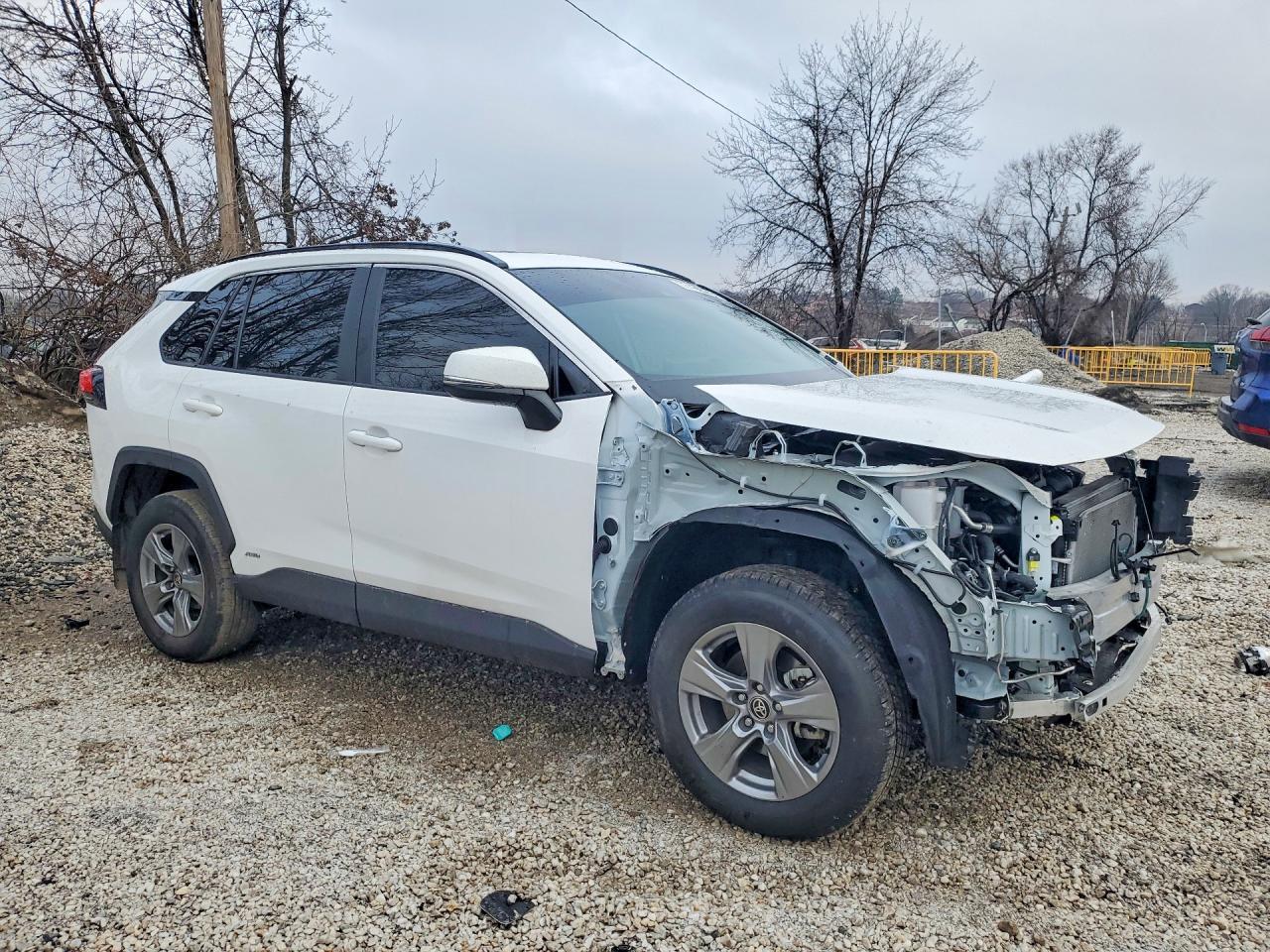 2025 Toyota Rav4 Xle - Фото 4