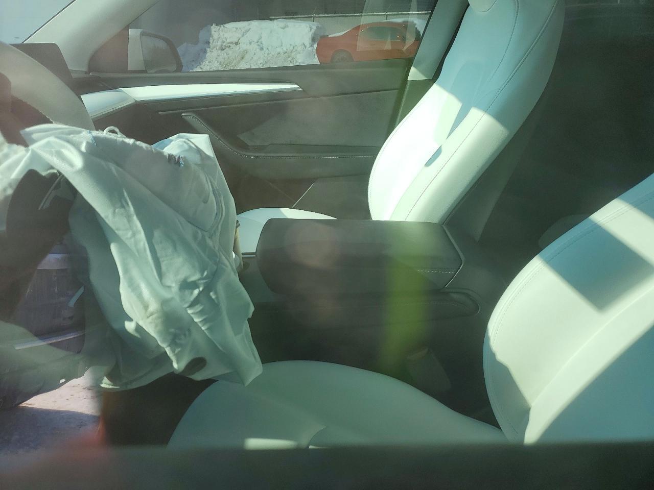 2023 Tesla Model Y - Image 7