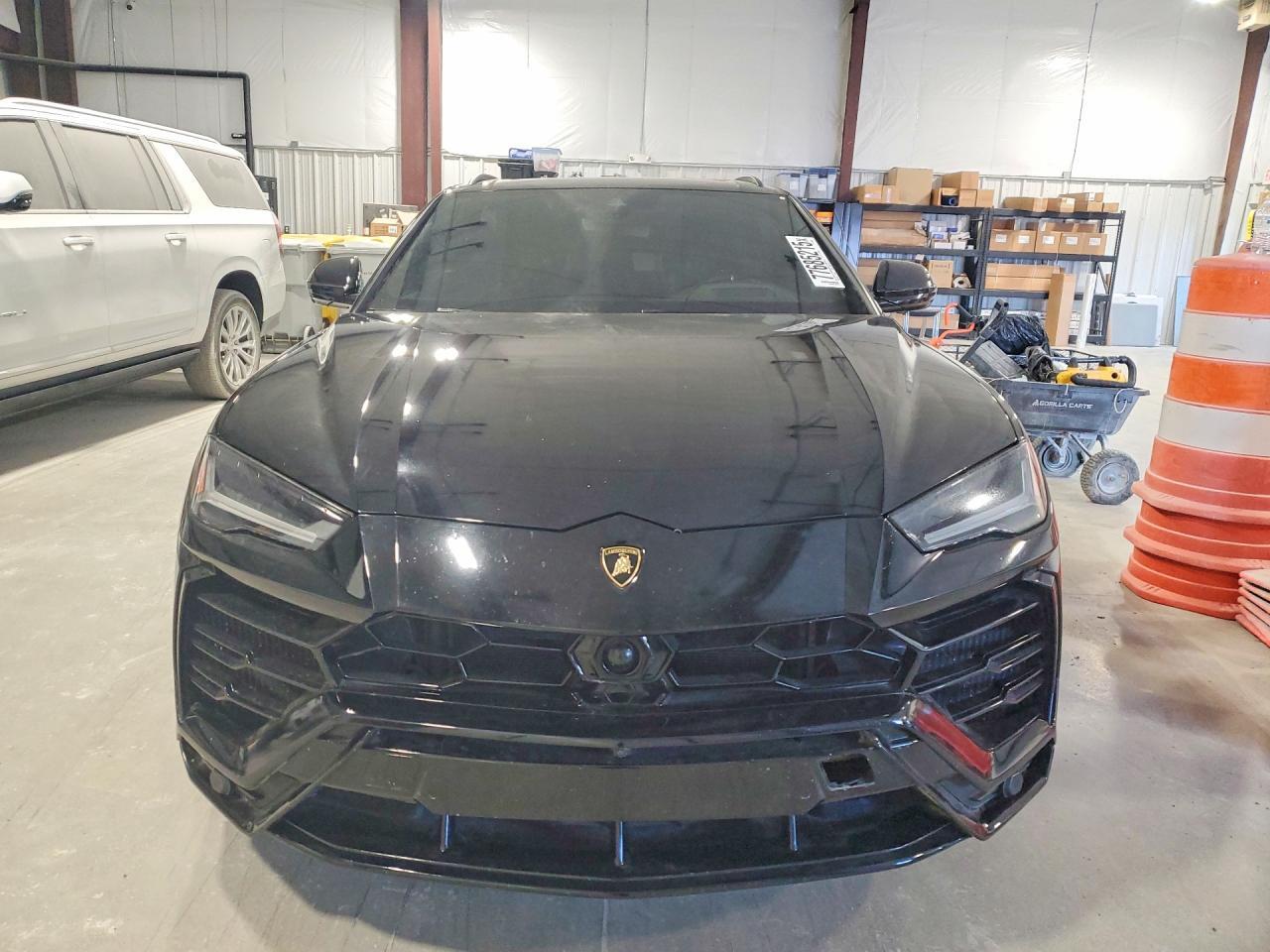 2019 Lamborghini Urus - Image 5