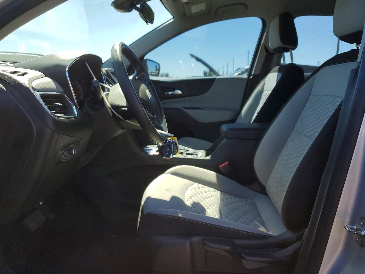 2020 Chevrolet Equinox Ls - Фото 7