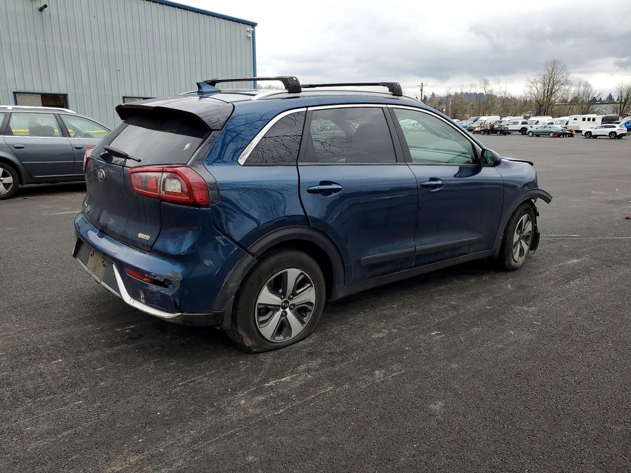 2018 Kia Niro Lx - Фото 3