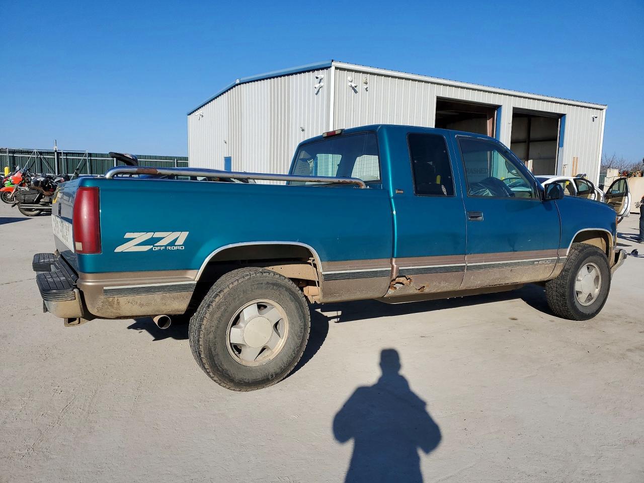 1995 Chevrolet Gmt-400 K1500 - Фото 3
