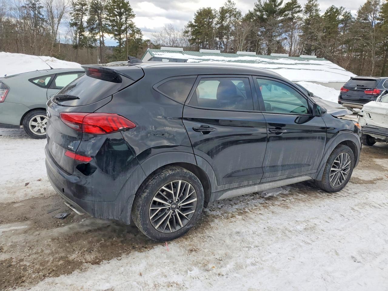 2021 Hyundai Tucson Limited - Фото 3