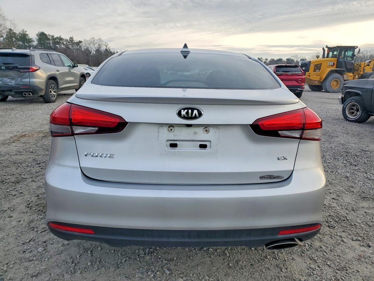2017 Kia Forte Ex - Фото 6