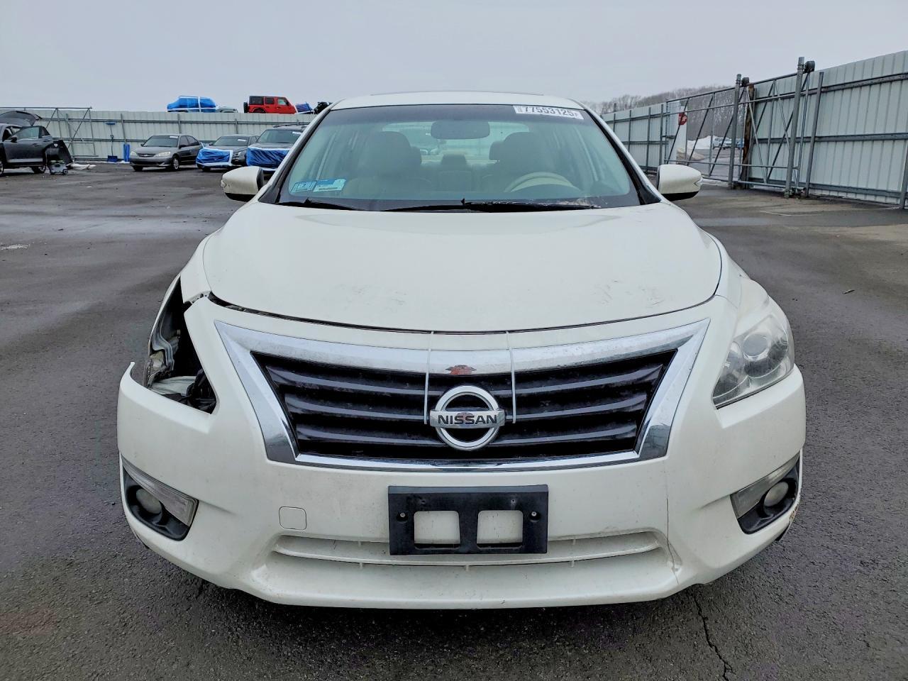 2013 Nissan Altima 3.5S - Image 5