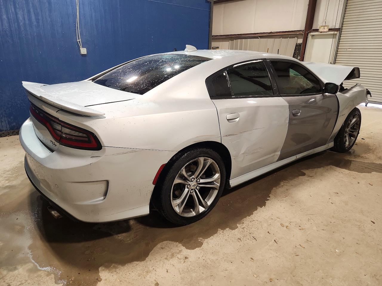 2020 Dodge Charger R - Image 3