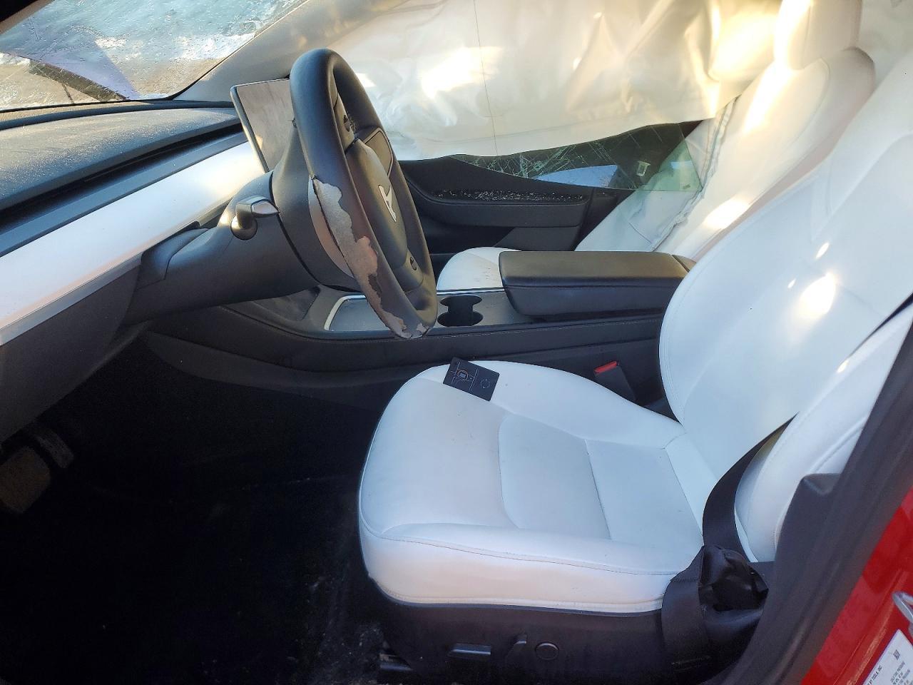 2022 Tesla Model 3 - Фото 7