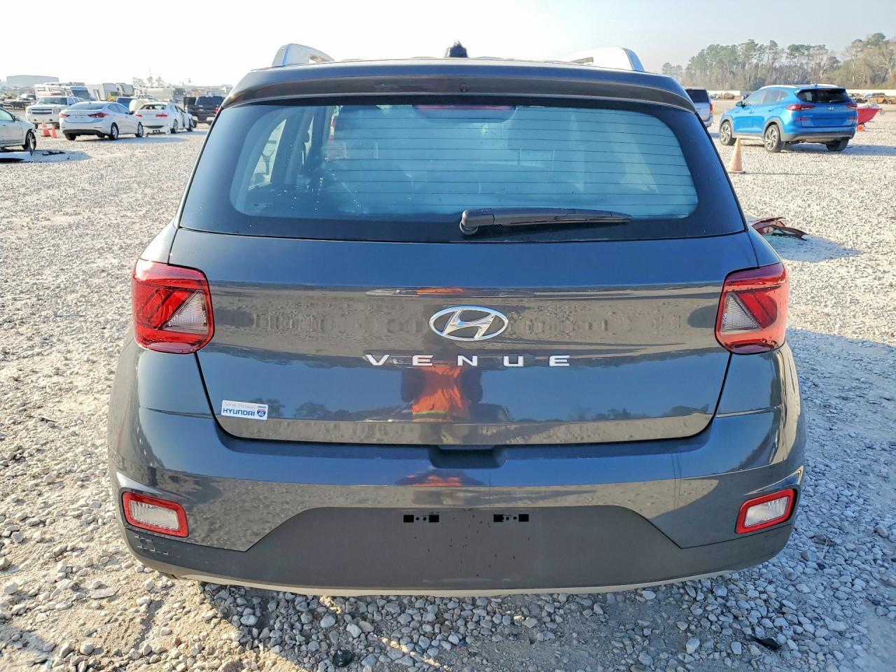 2023 Hyundai Venue Sel - Фото 6