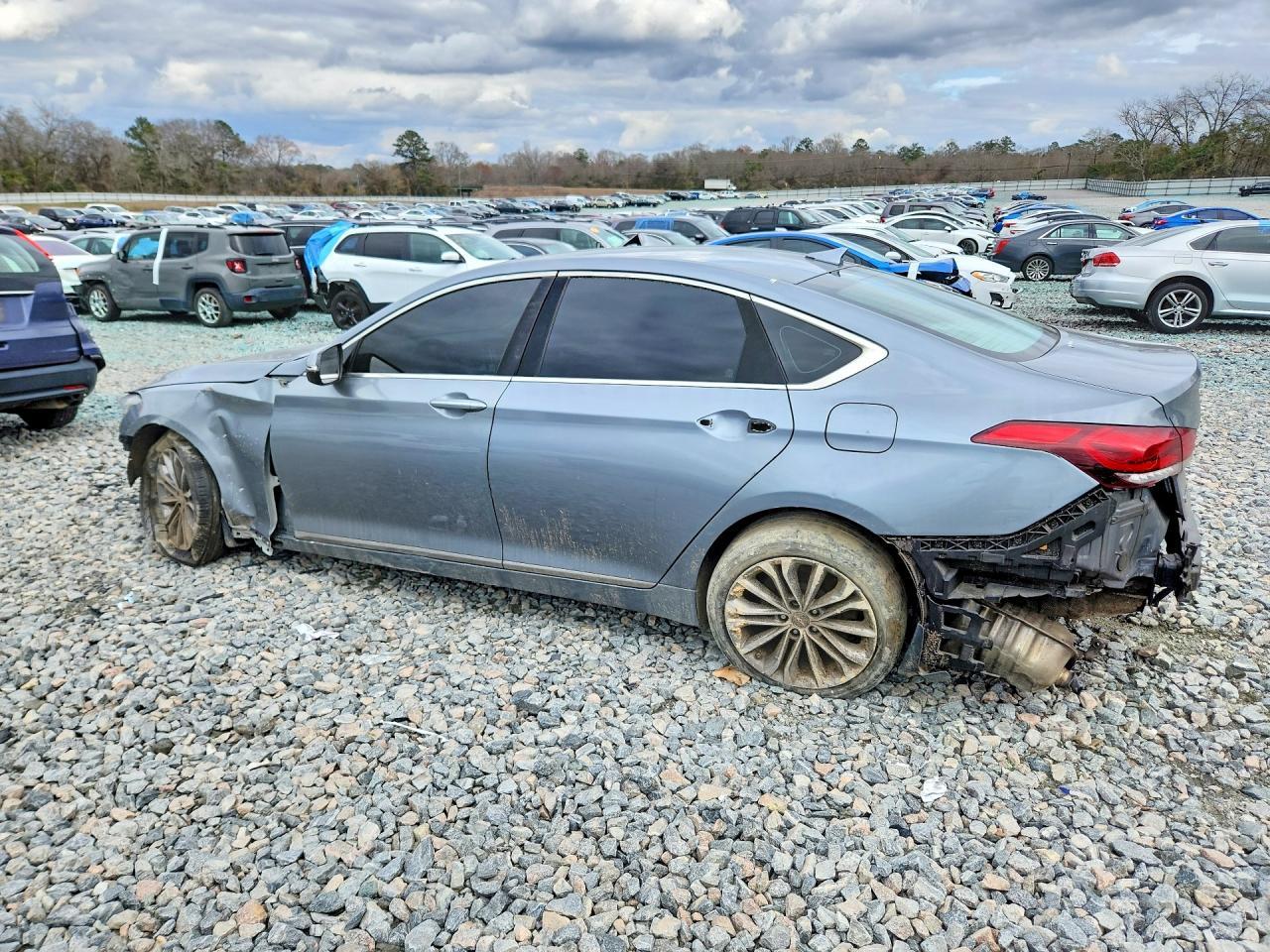 2015 Hyundai Genesis 3.8L - Image 2