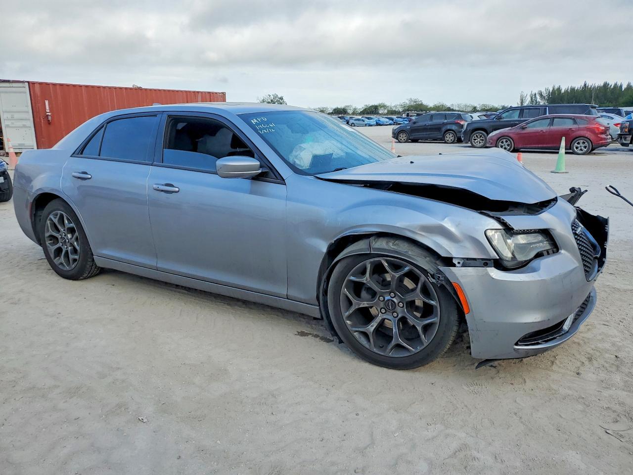 2018 Chrysler 300 S - Image 4