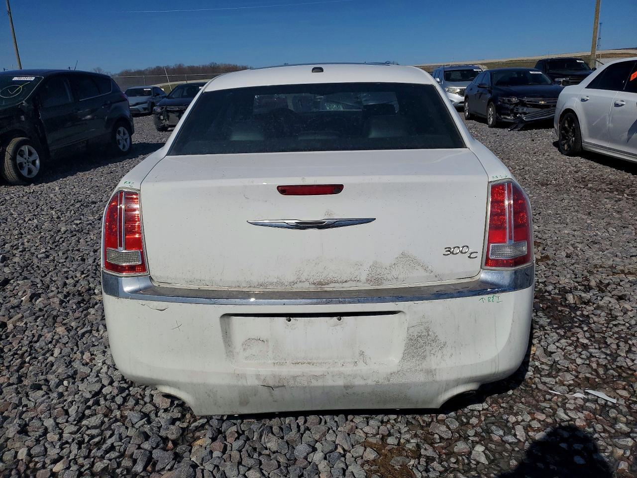 2011 Chrysler 300C - Image 6