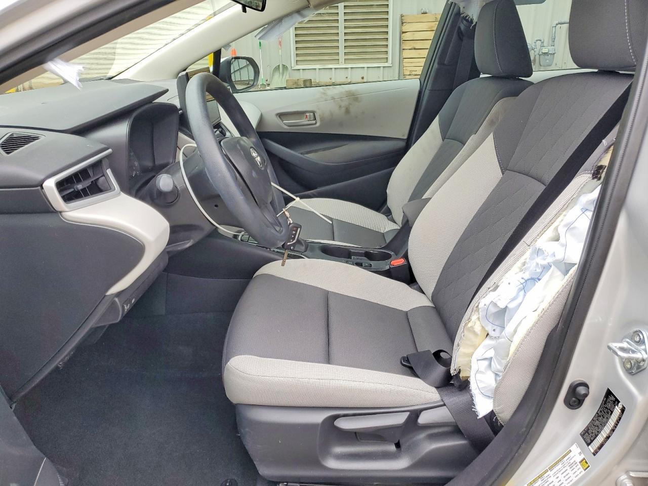 2025 Toyota Corolla Le - Image 7