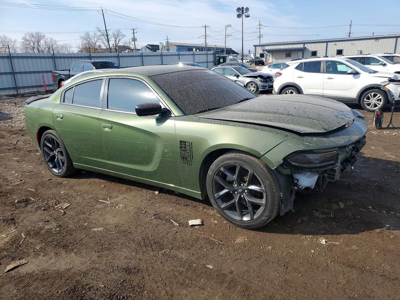 2022 Dodge Charger Sxt - Фото 4