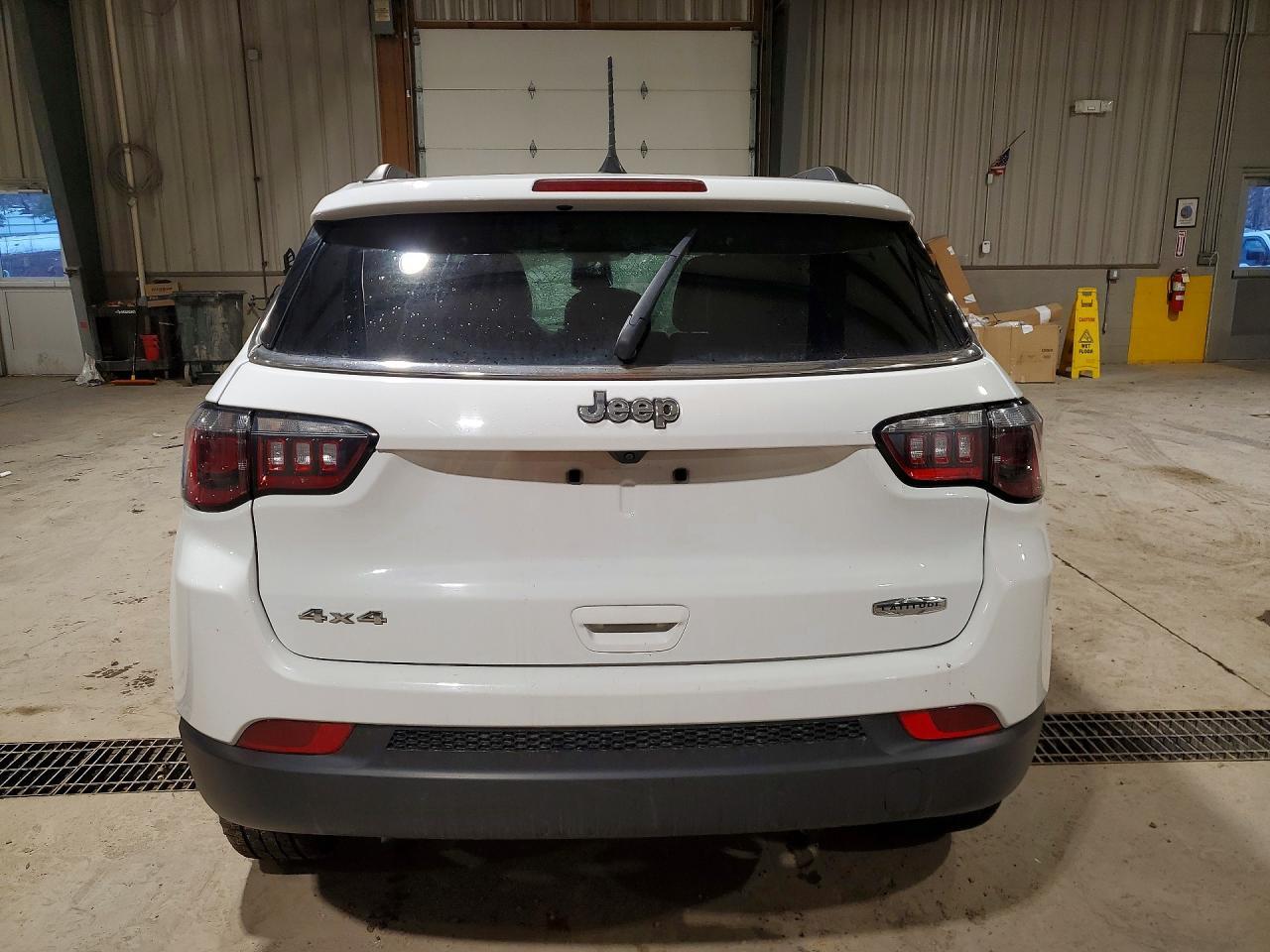 2024 Jeep Compass Latitude - Фото 6