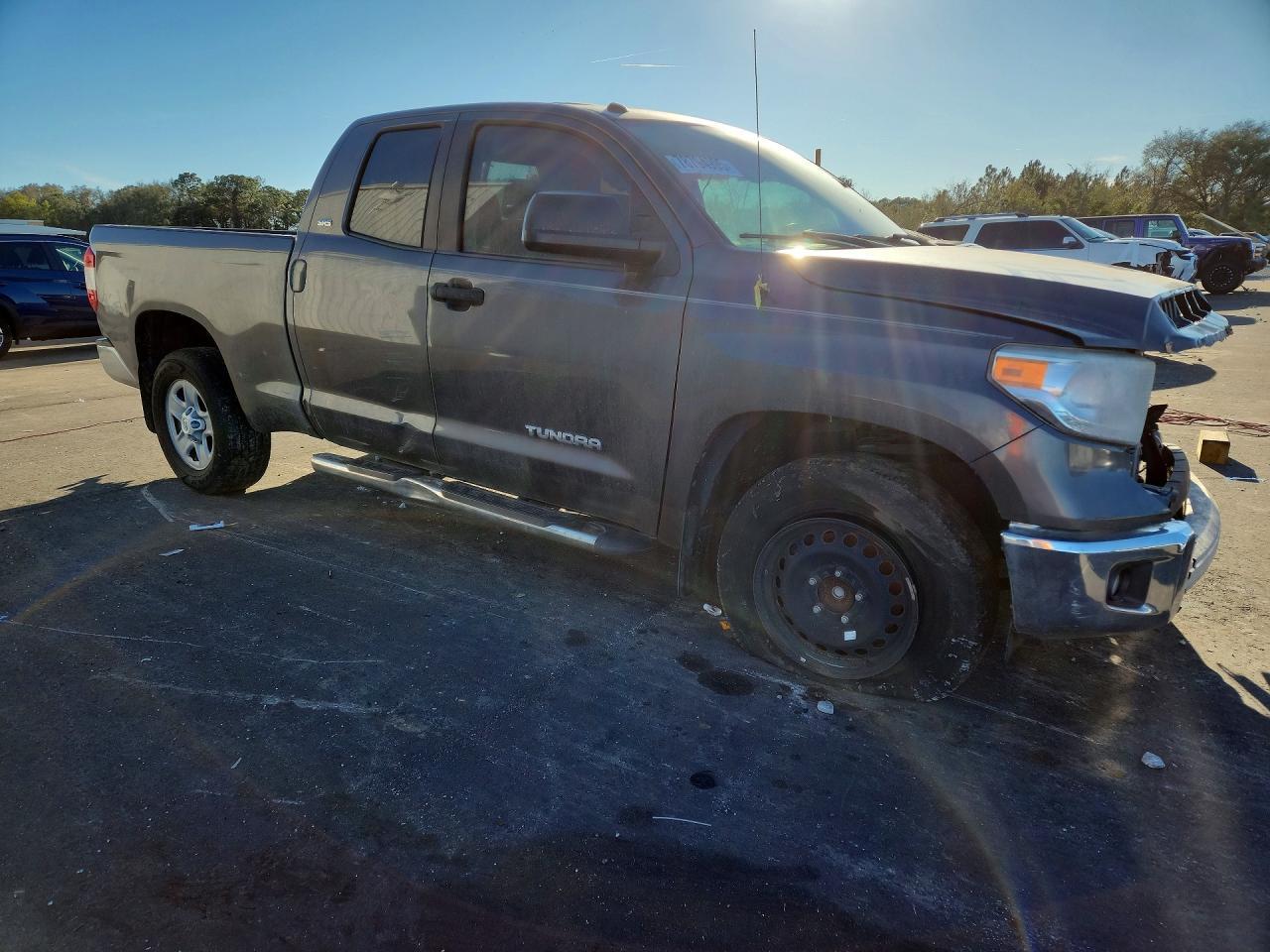 2015 Toyota Tundra Sr5 - Image 4