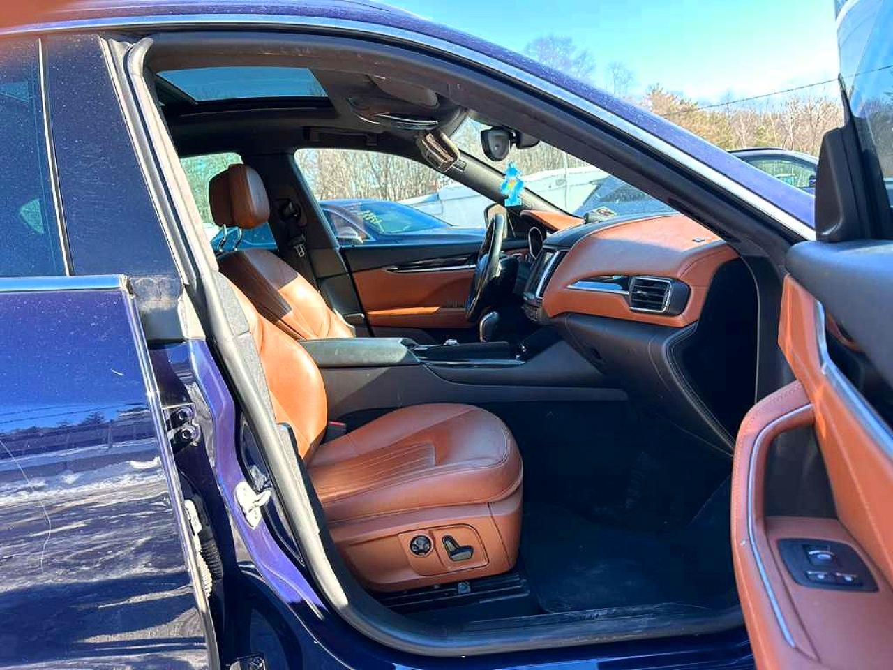 2018 Maserati Levante - Image 6