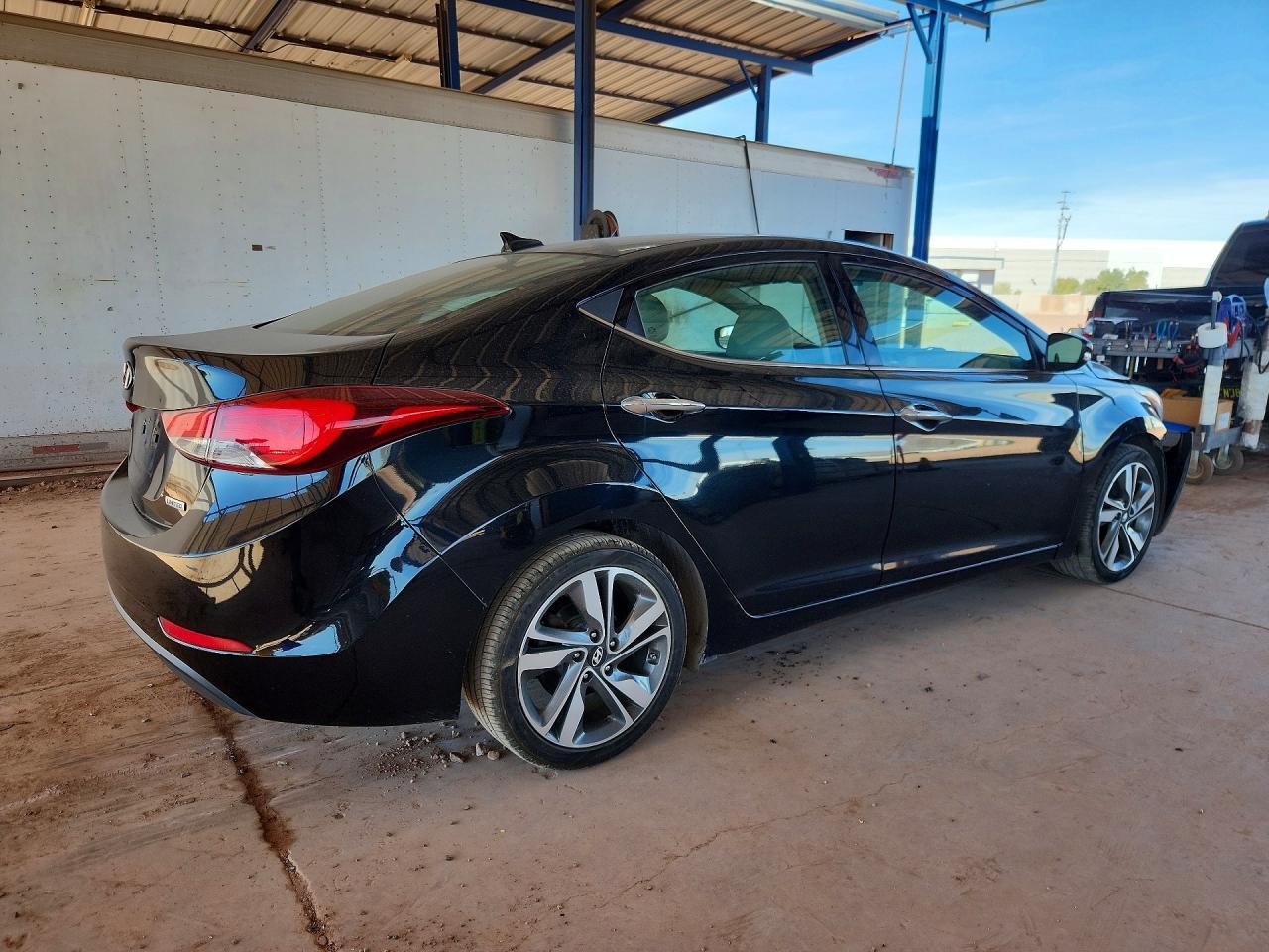 2015 Hyundai Elantra Se - Image 3