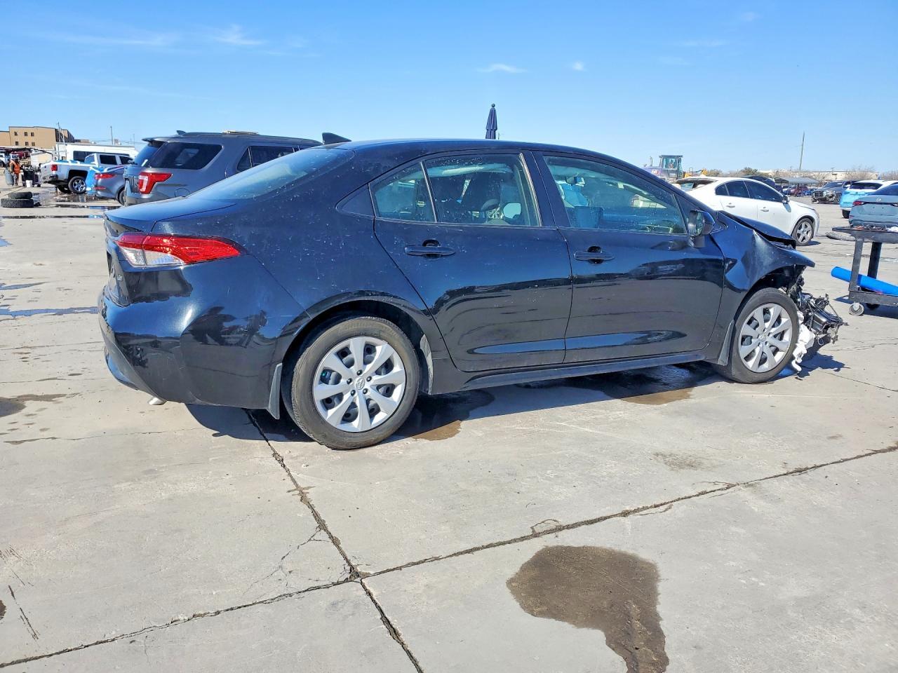 2022 Toyota Corolla Le - Фото 3