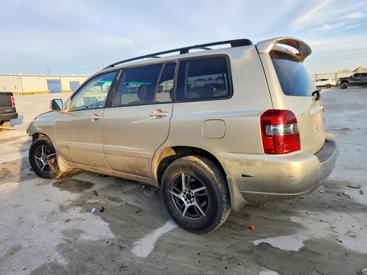 2006 Toyota Highlander Base - Image 2