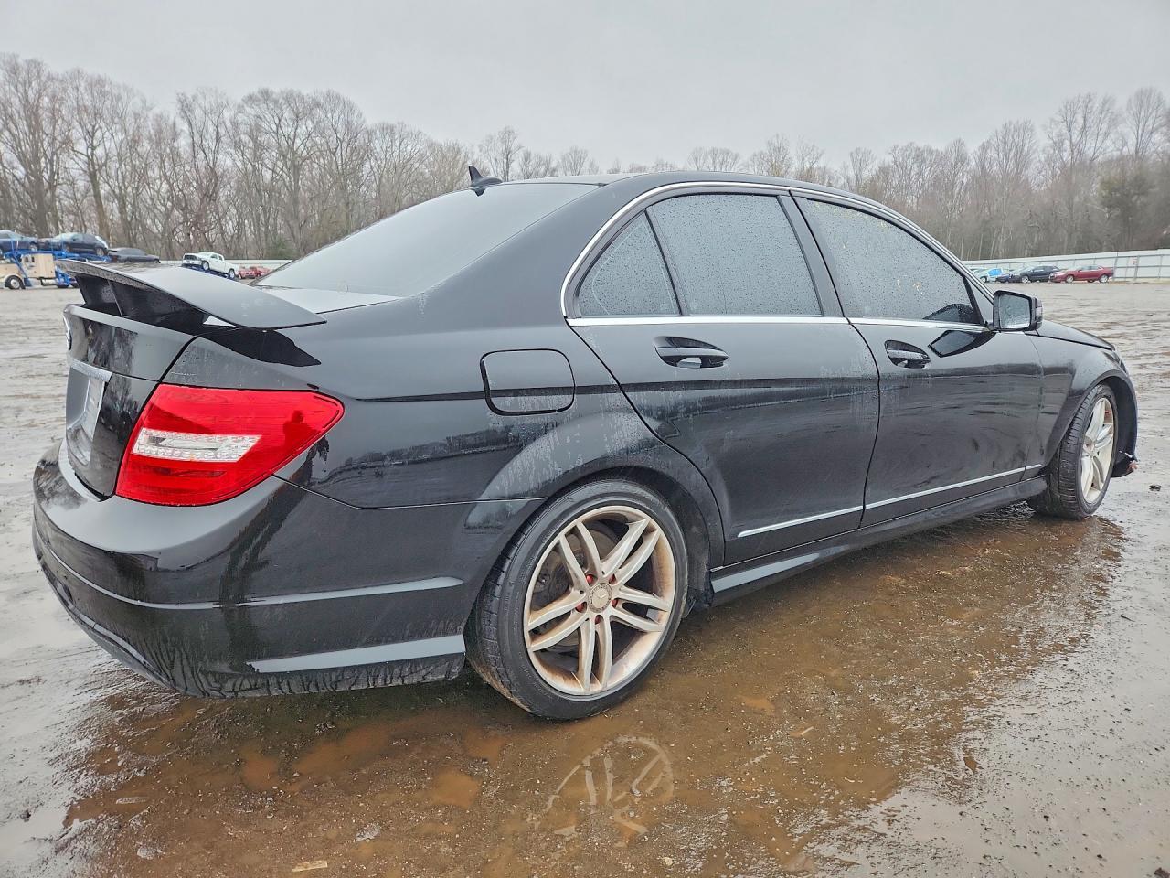 2013 Mercedes-Benz C 250 - Фото 3