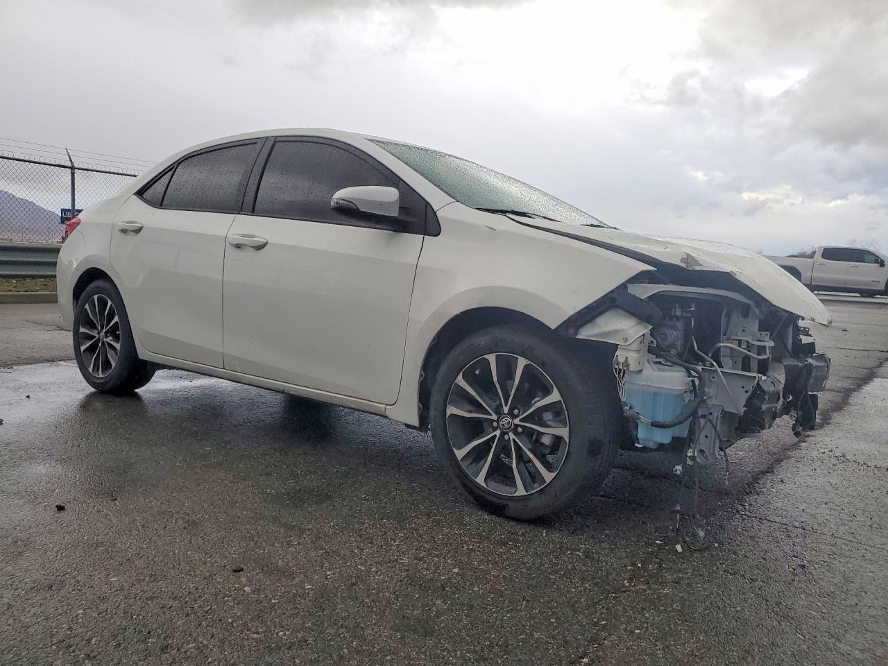 2019 Toyota Corolla Se - Фото 4