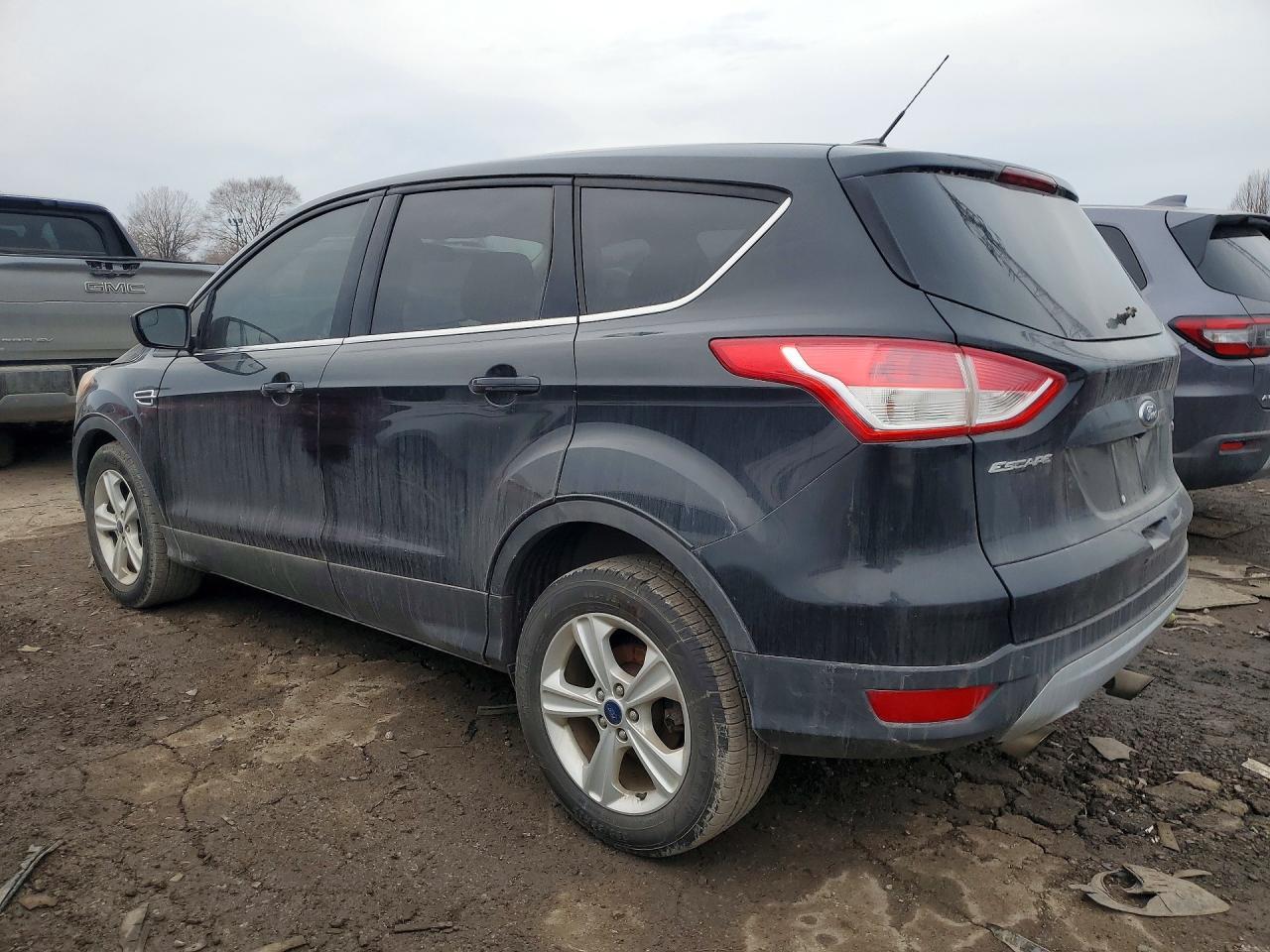 2014 Ford Escape Se - Фото 2