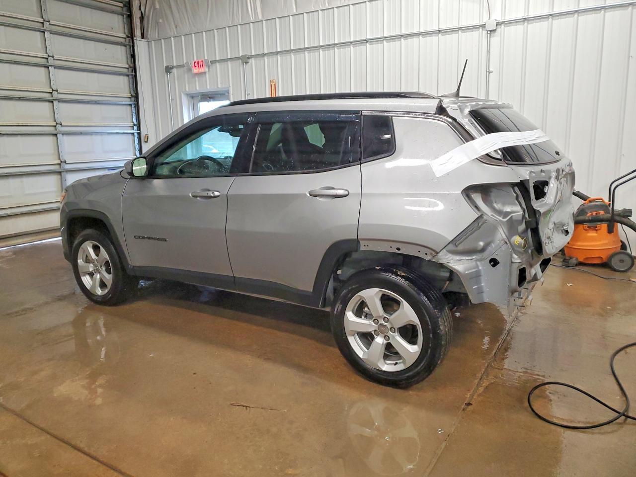 2021 Jeep Compass Latitude - Image 2