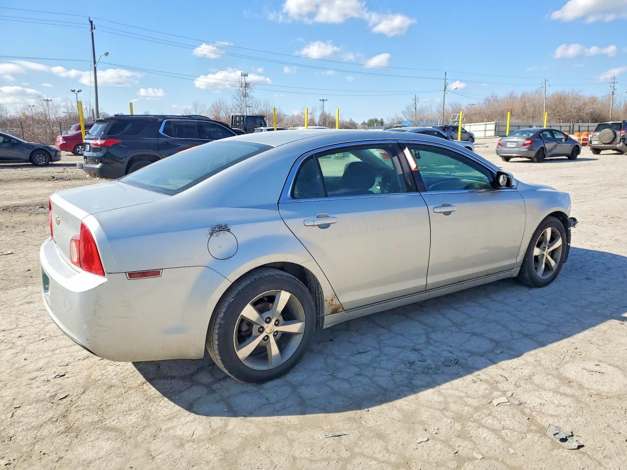 2011 Chevrolet Malibu 1Lt - Image 3