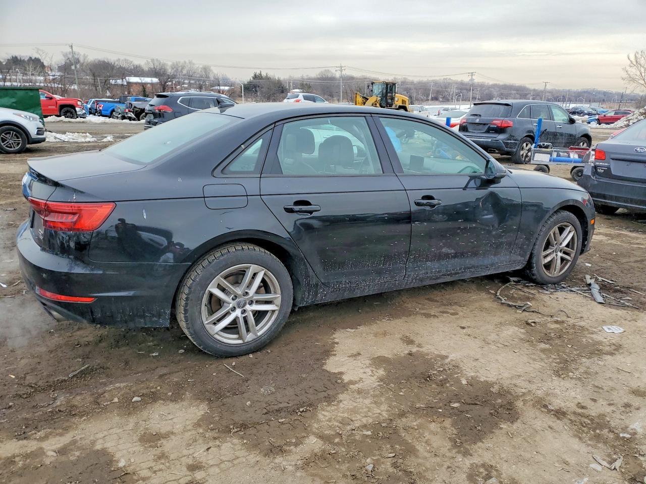 2017 Audi A4 Ultra Premium - Фото 3