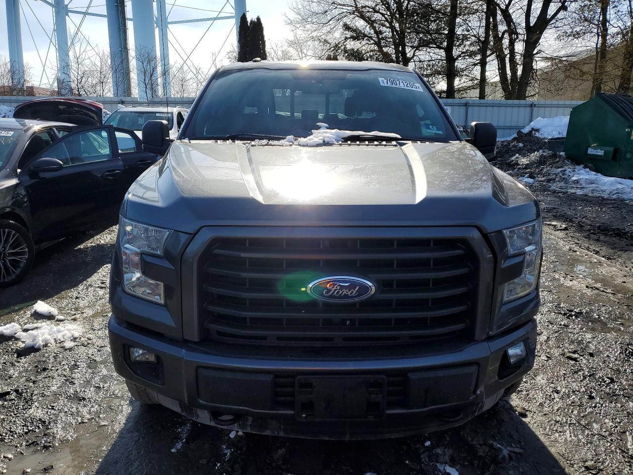 2016 Ford F150 Supercrew - Image 5