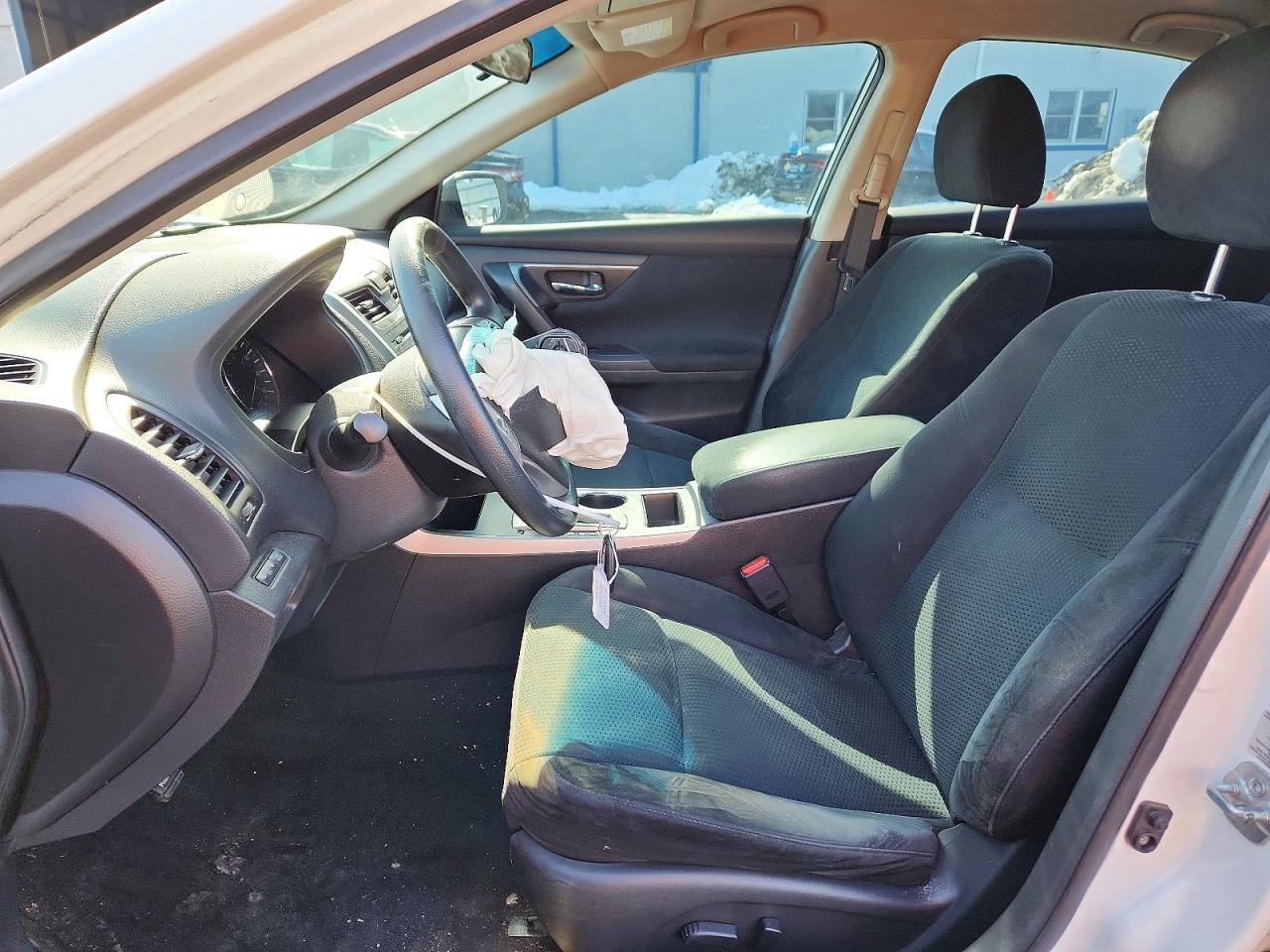2015 Nissan Altima - Image 7
