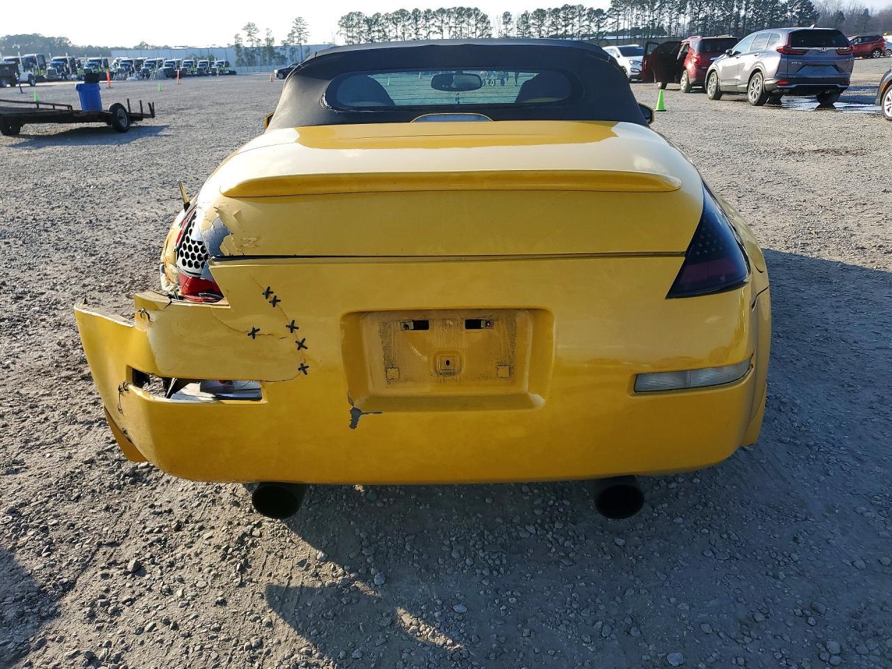 2005 Nissan 350Z Enthusiast - Image 6