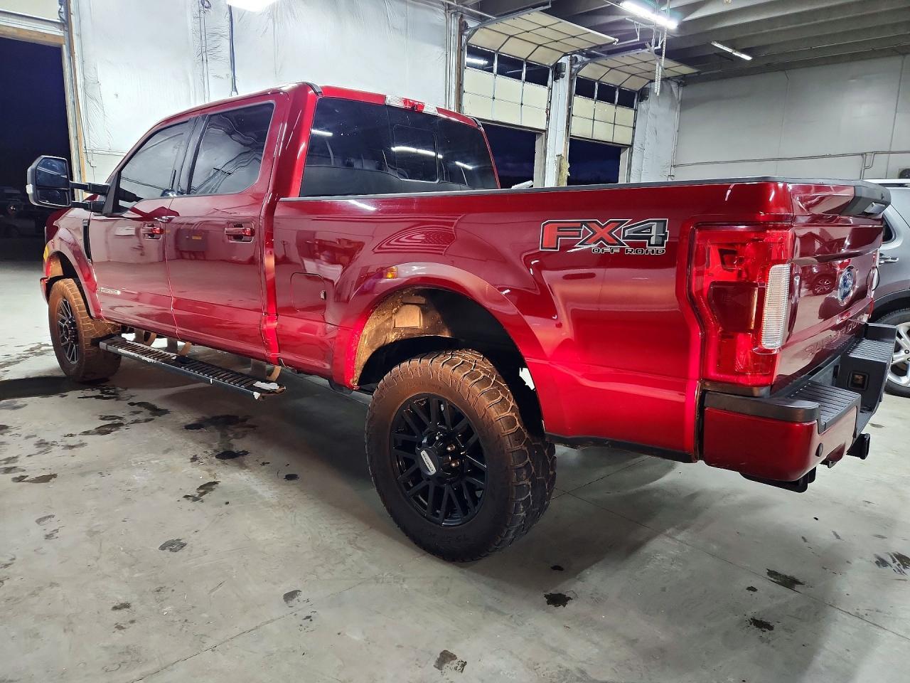 2019 Ford F250 Super Duty - Фото 2