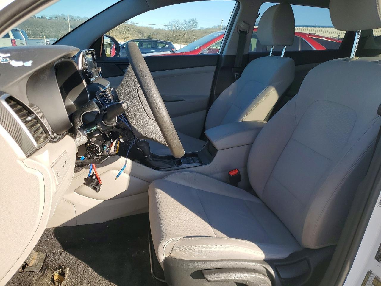2020 Hyundai Tucson Se - Image 7