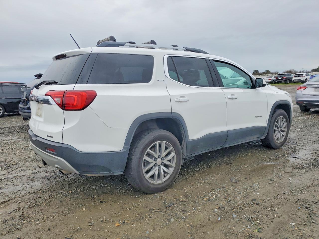 2018 GMC Acadia Sle - Фото 3