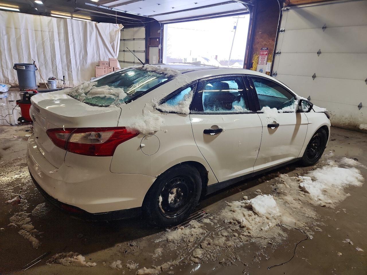 2014 Ford Focus S - Фото 3