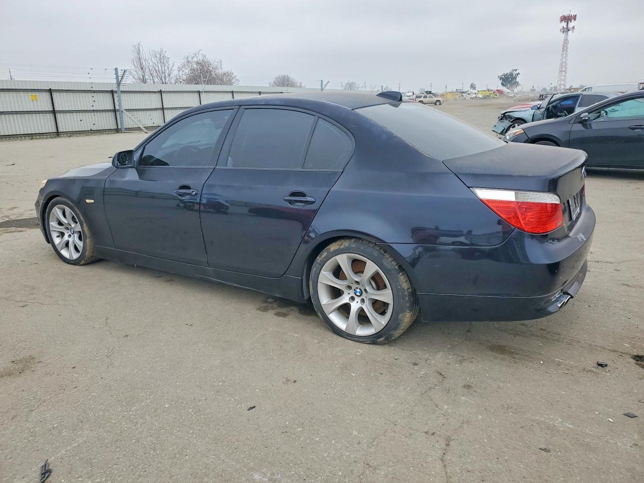 2007 BMW 550 I - Фото 2