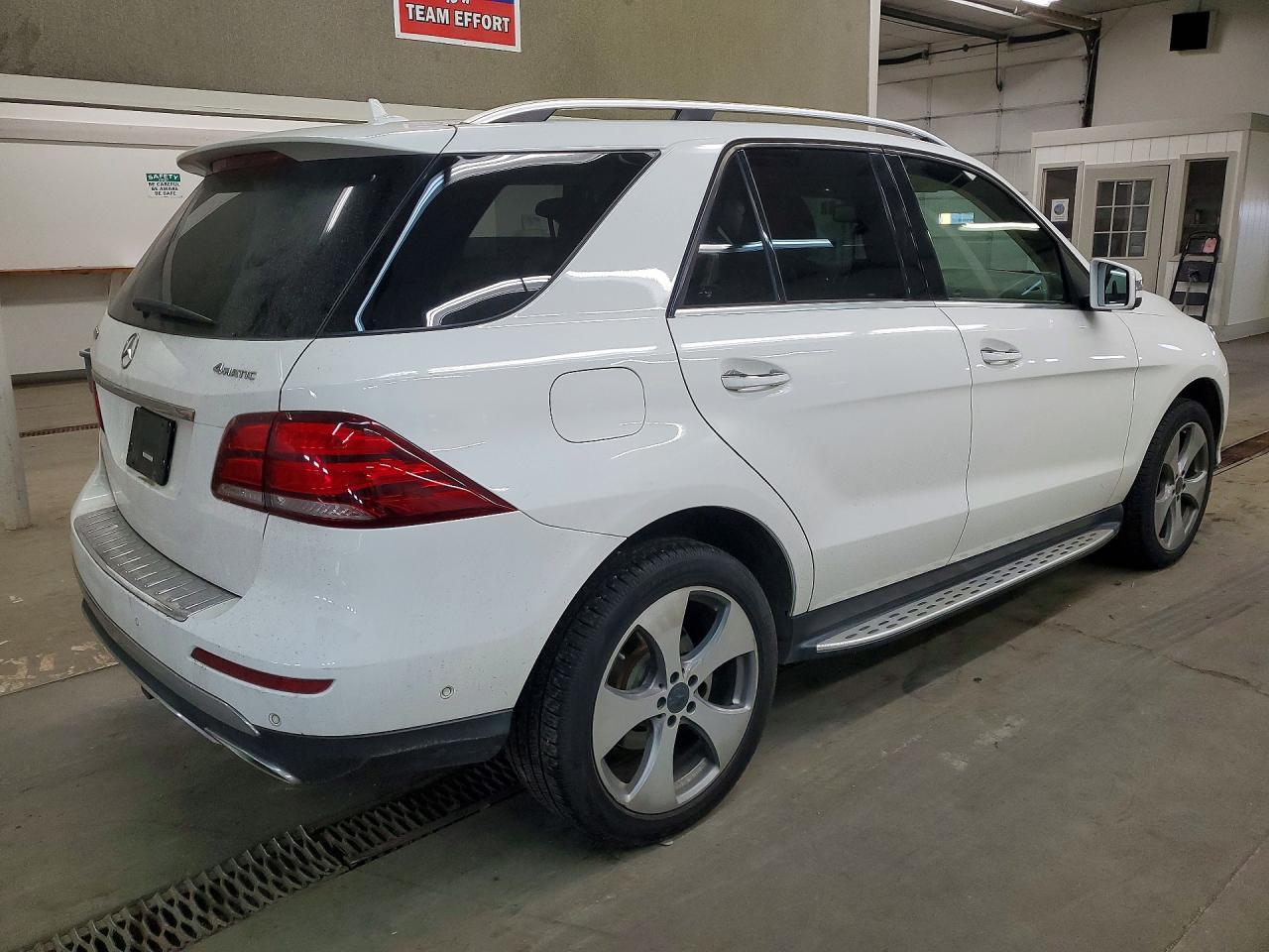 2017 Mercedes-Benz Gle 350 4Matic - Фото 3