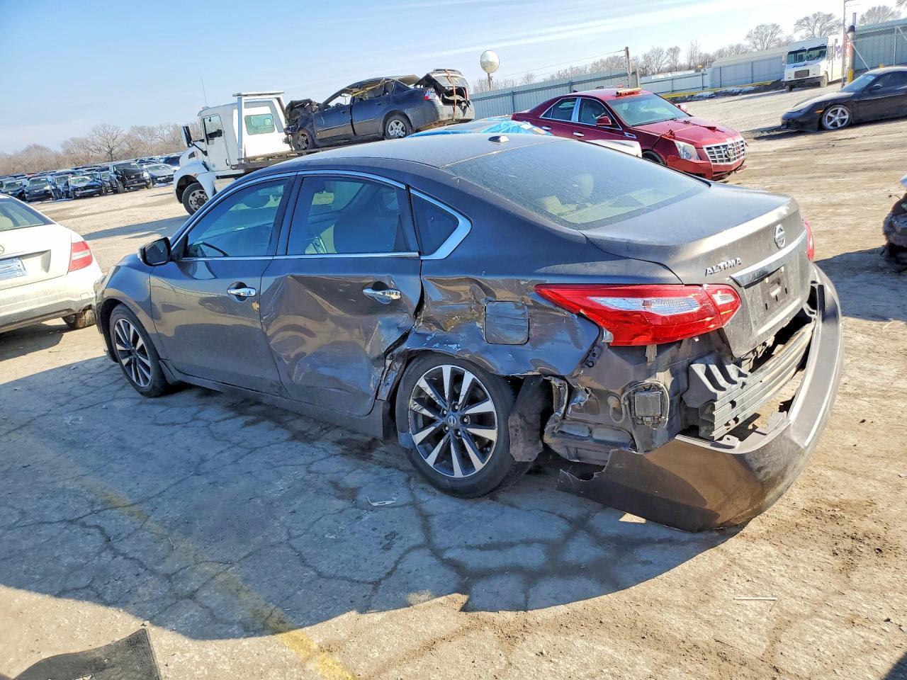 2016 Nissan Altima 2.5 - Фото 2