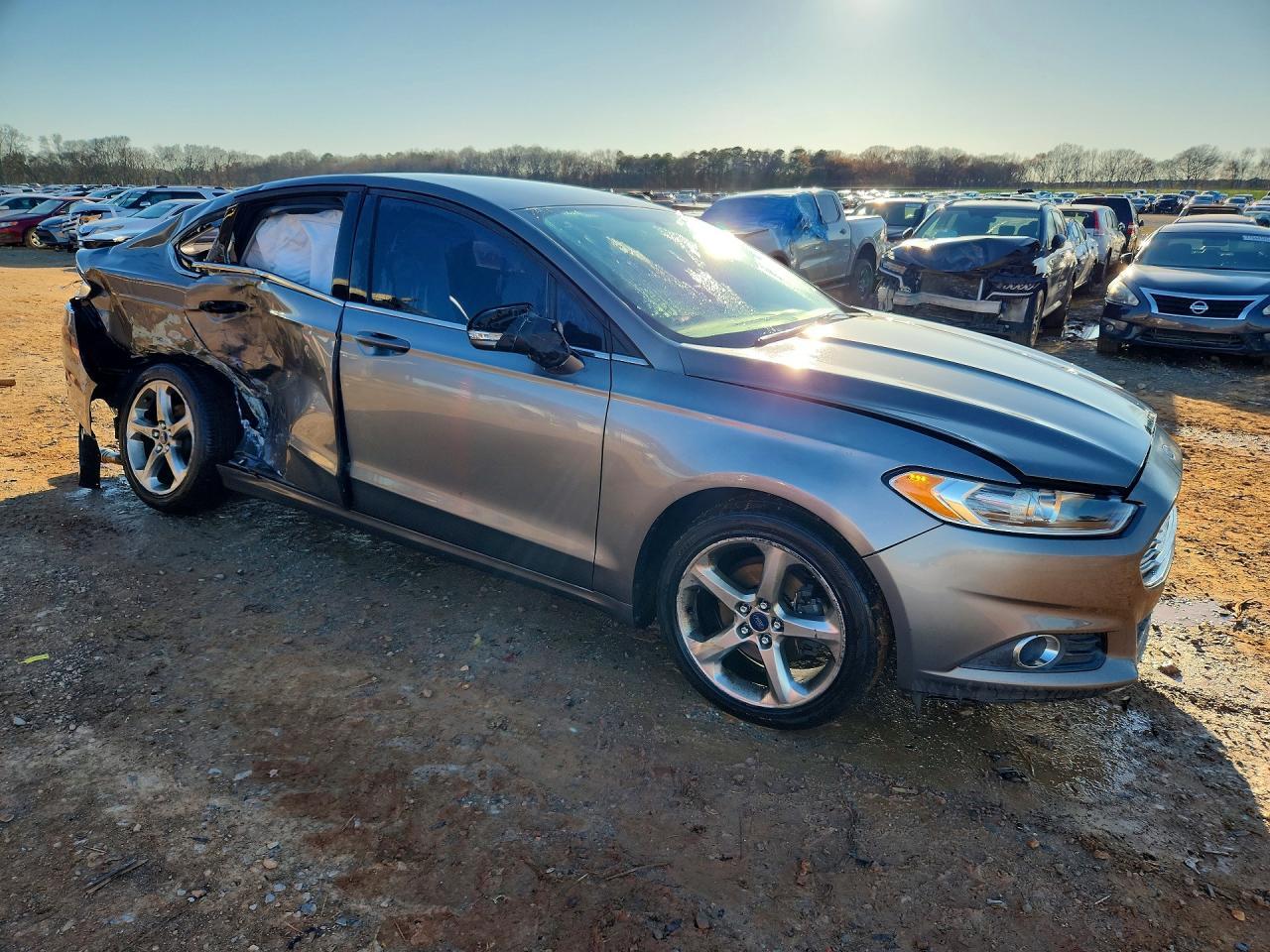 2013 Ford Fusion Se - Фото 4