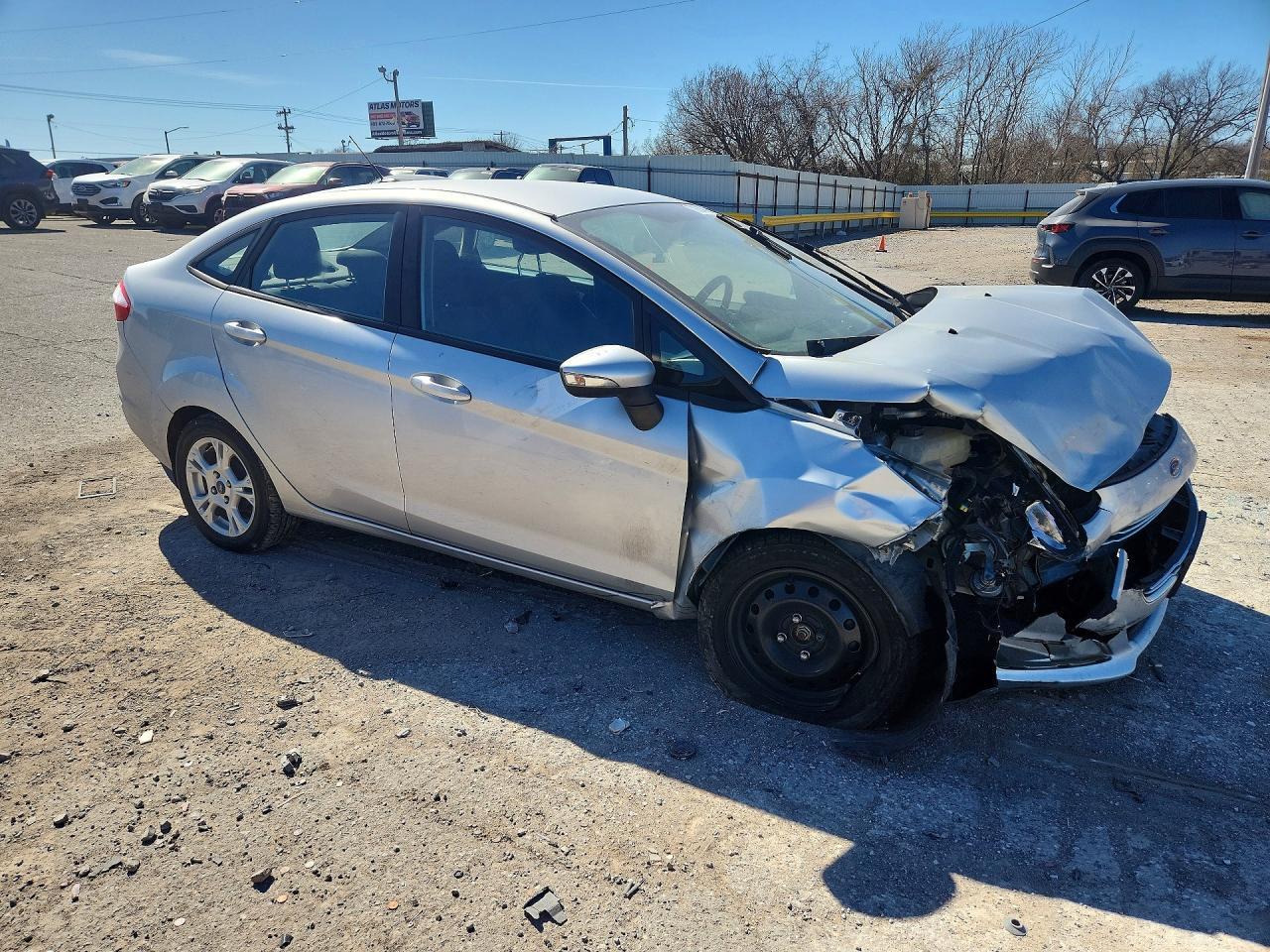 2016 Ford Fiesta Se - Фото 4