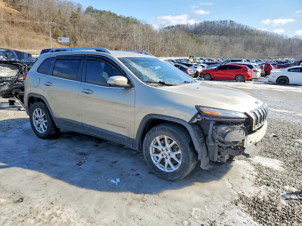 2015 Jeep Cherokee Latitude - Фото 4