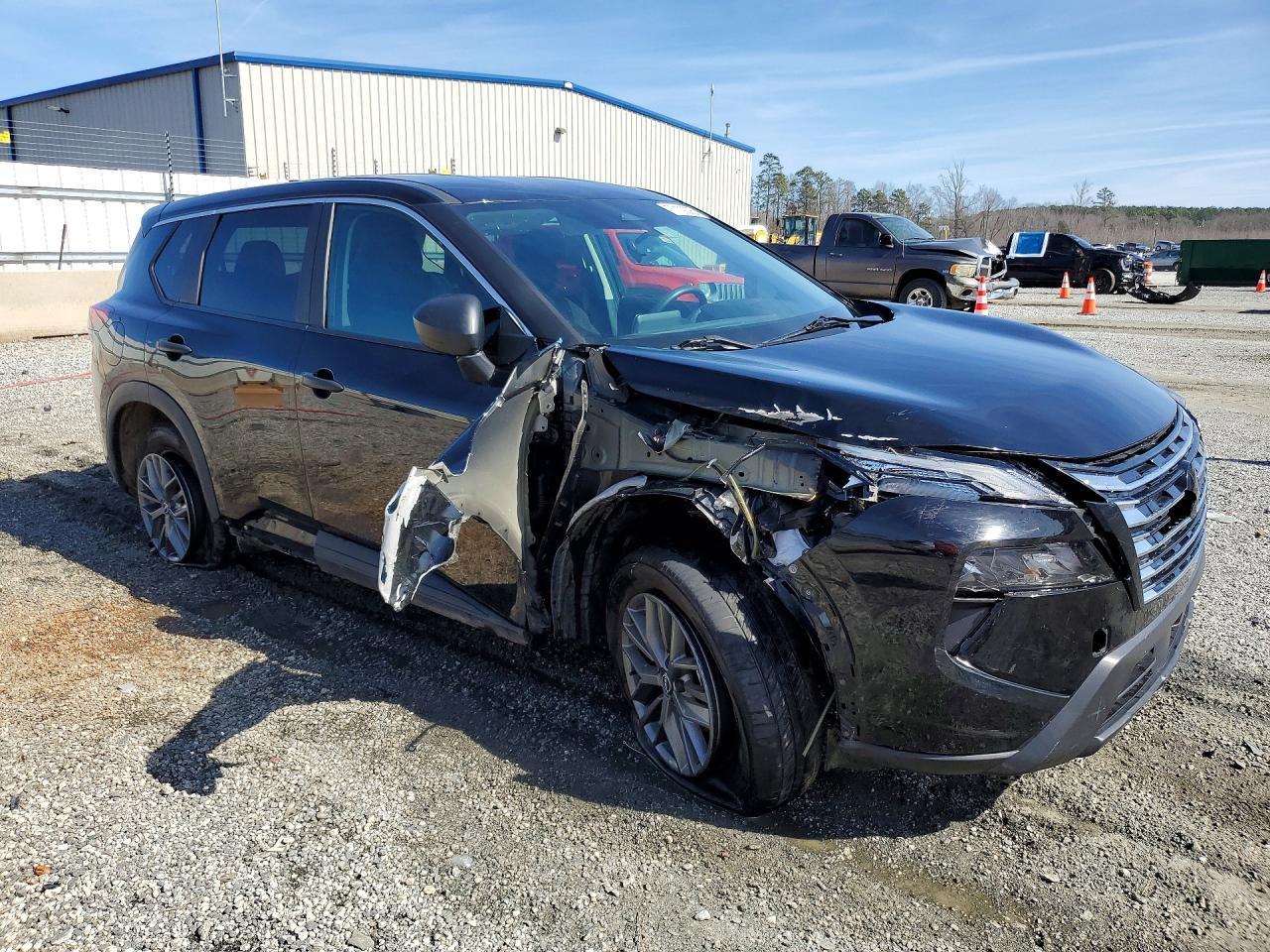 2024 Nissan Rogue S - Фото 4