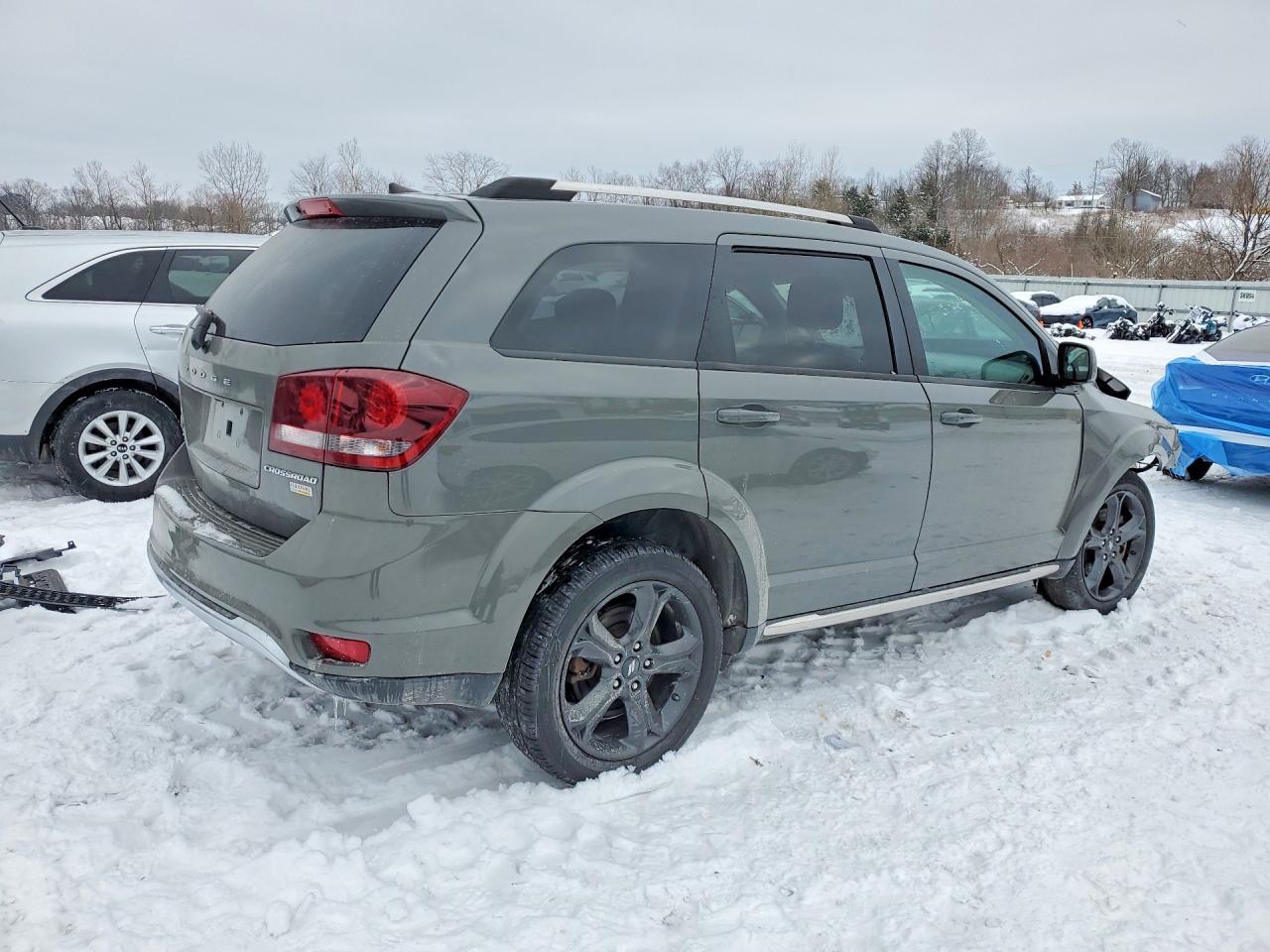 2019 Dodge Journey Crossroad - Фото 3