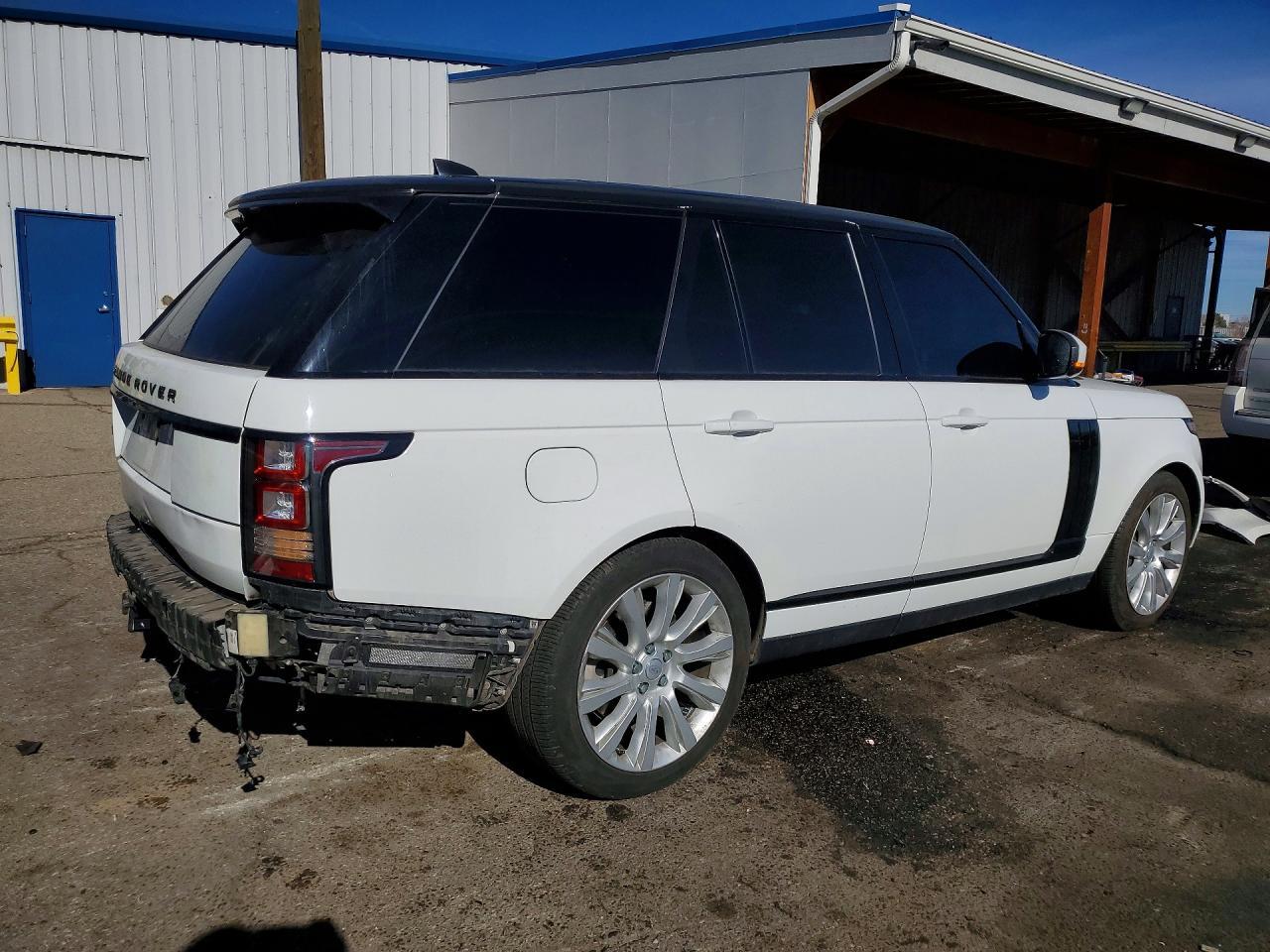 2017 Land Rover Range Rover Supercharged - Image 3