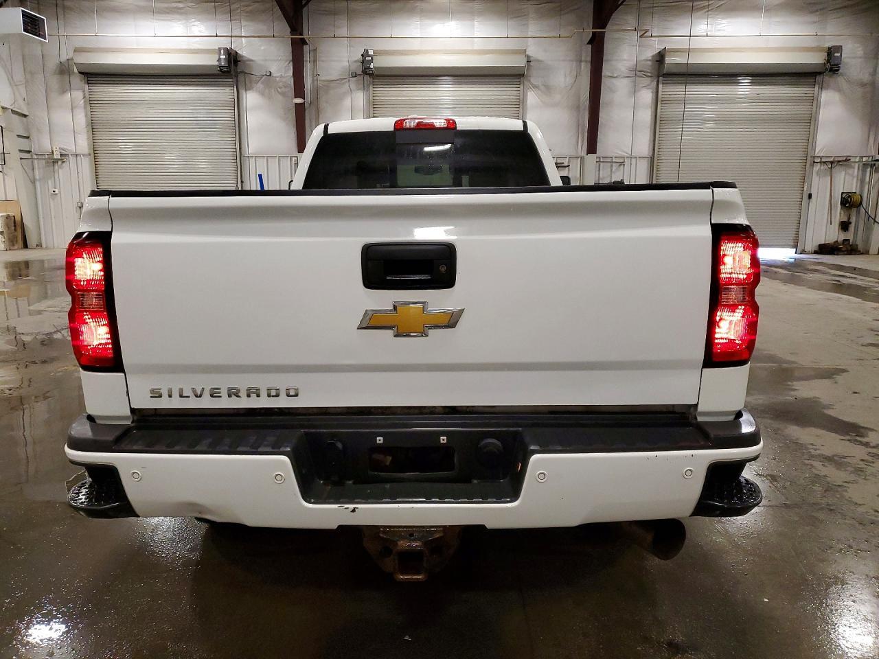 2017 Chevrolet Silverado K3500 Ltz - Image 6
