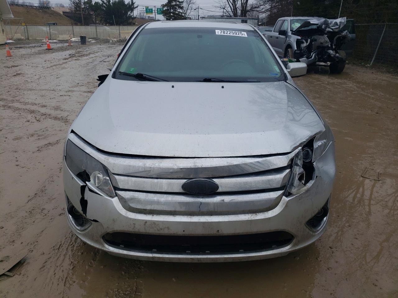 2012 Ford Fusion - Фото 5